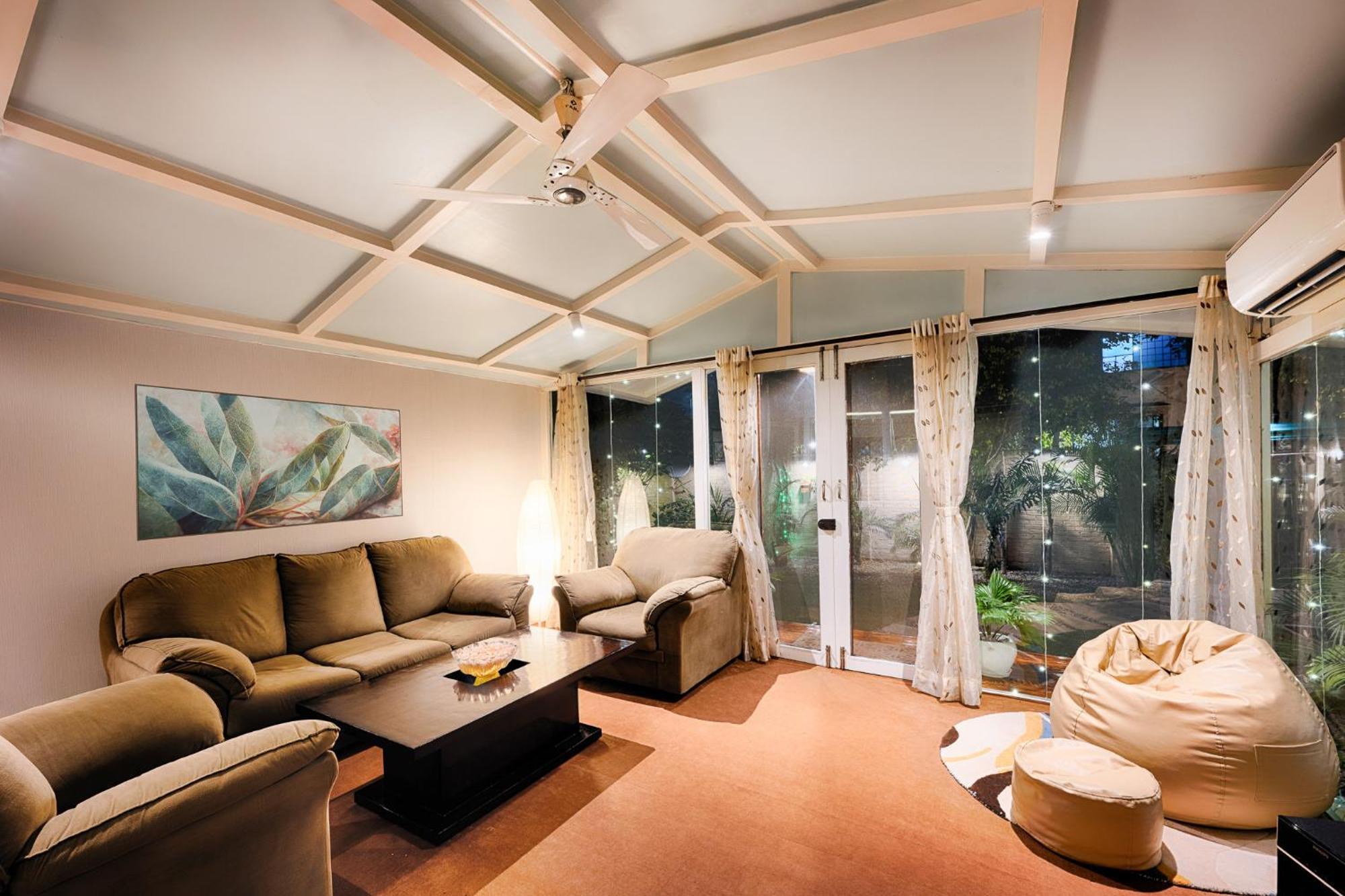 International Travellers' Hostel By Ith Stays Varanasi Eksteriør billede