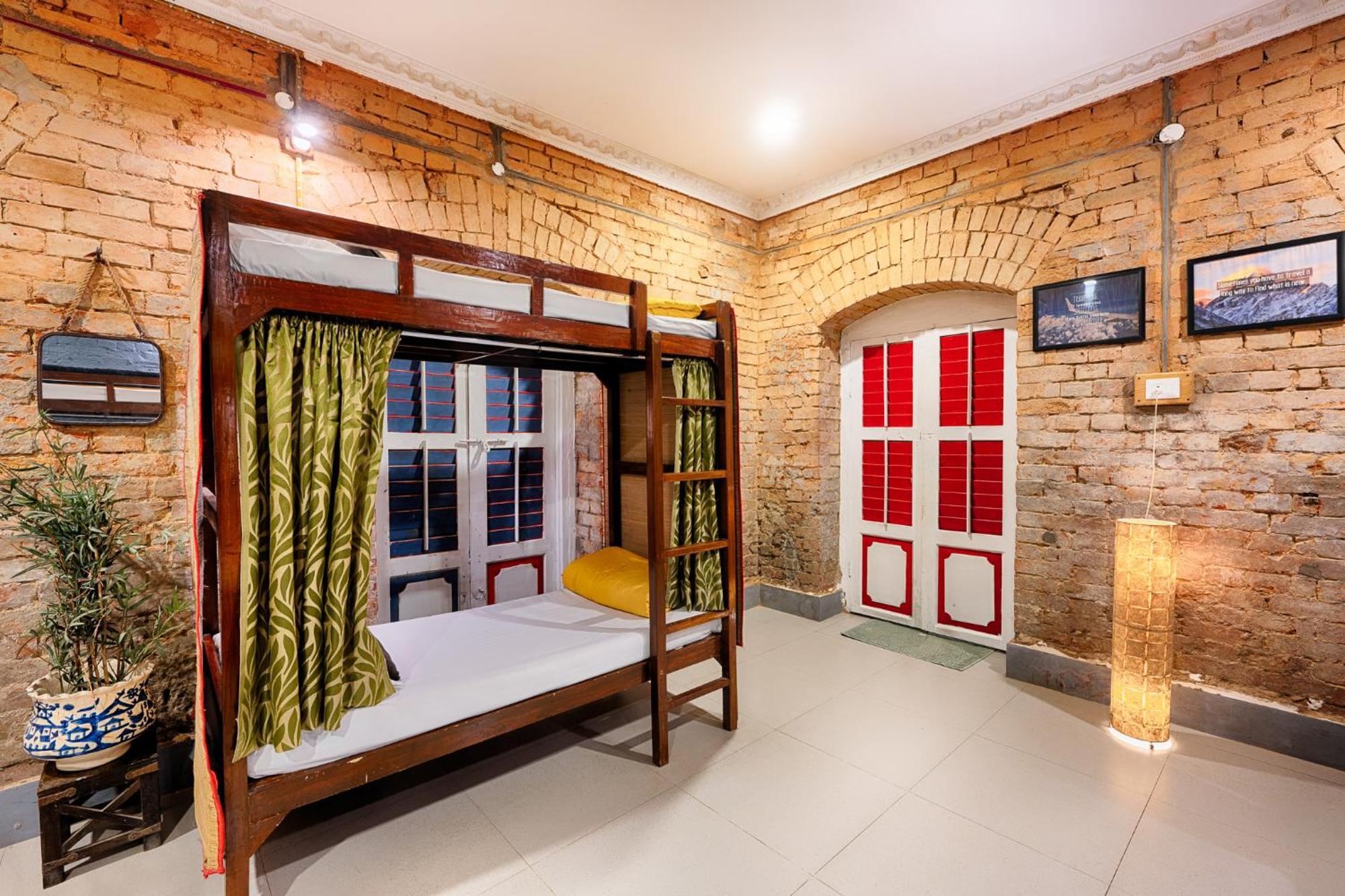 International Travellers' Hostel By Ith Stays Varanasi Eksteriør billede