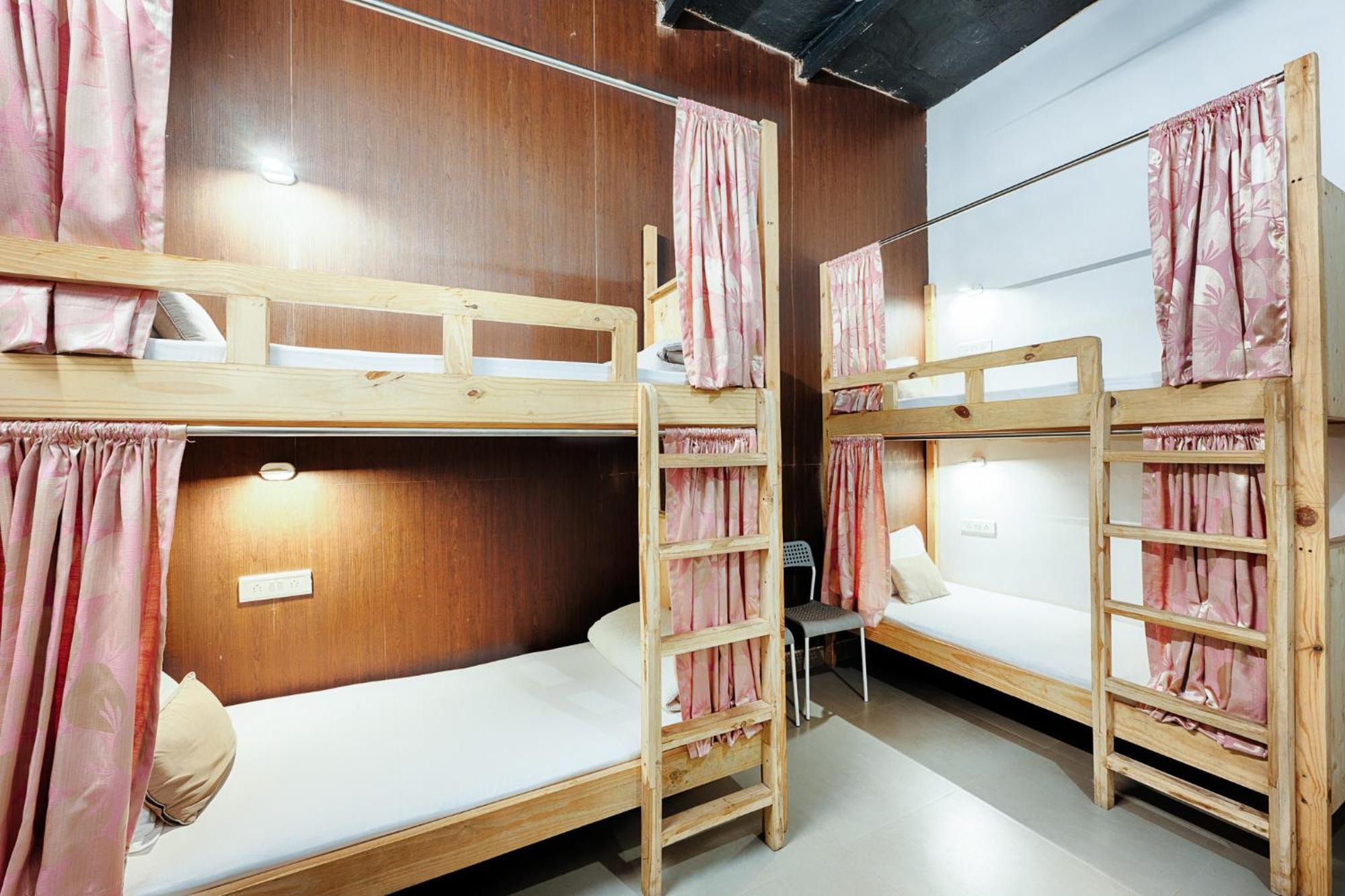 International Travellers' Hostel By Ith Stays Varanasi Eksteriør billede