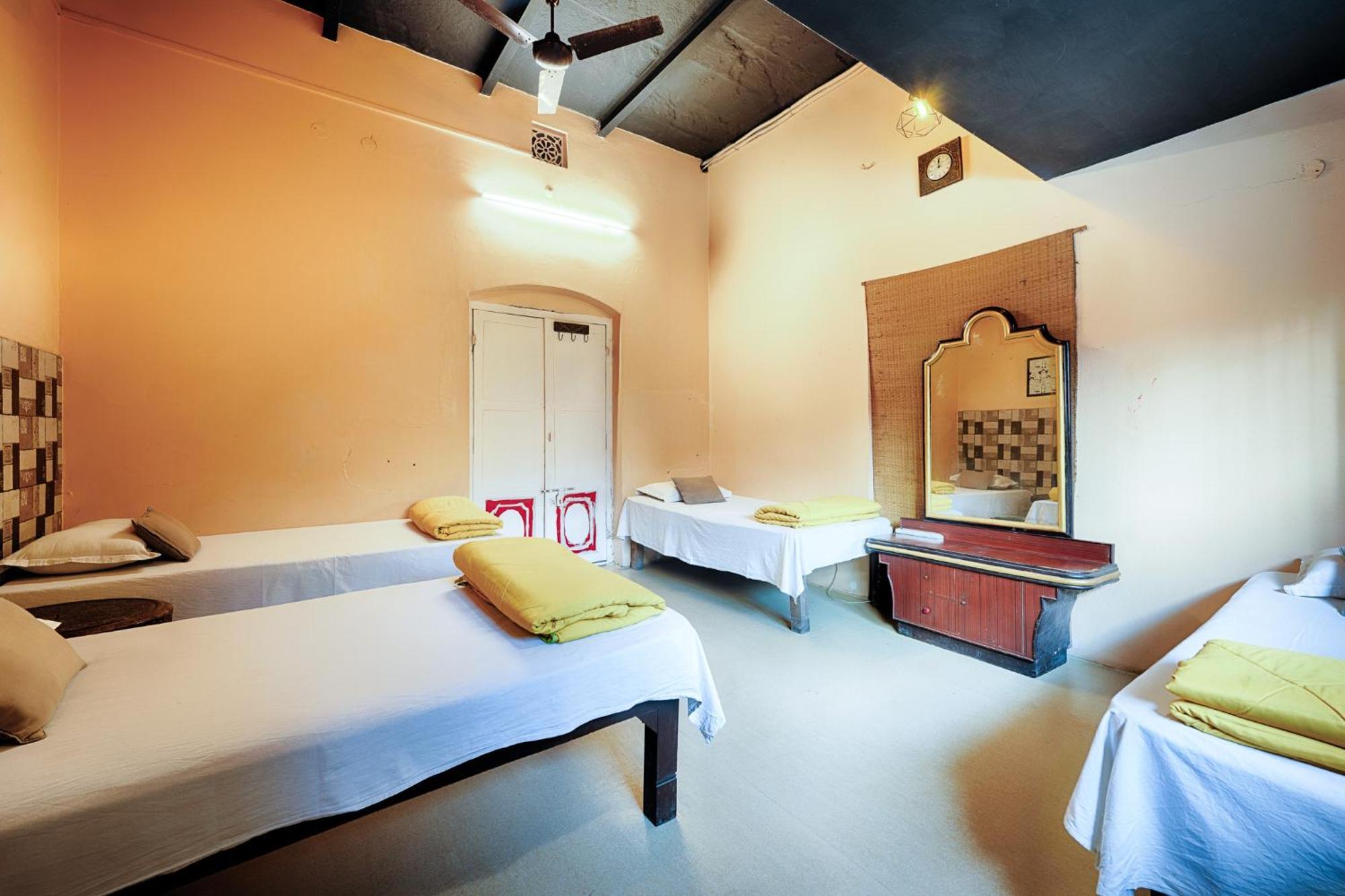 International Travellers' Hostel By Ith Stays Varanasi Værelse billede